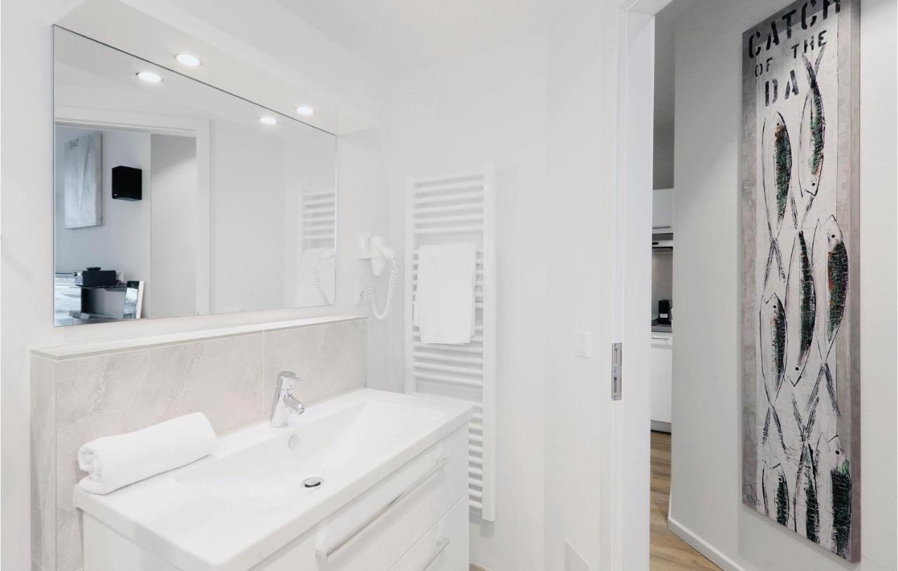 1 Bedroom Stunning Apartment In Luebeck Travemuende Buitenkant foto